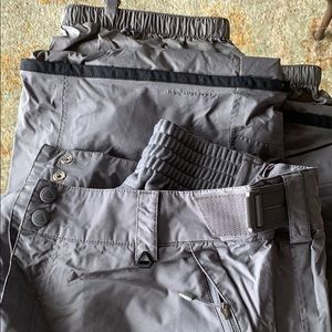 Men’s Nike snowboarding pants